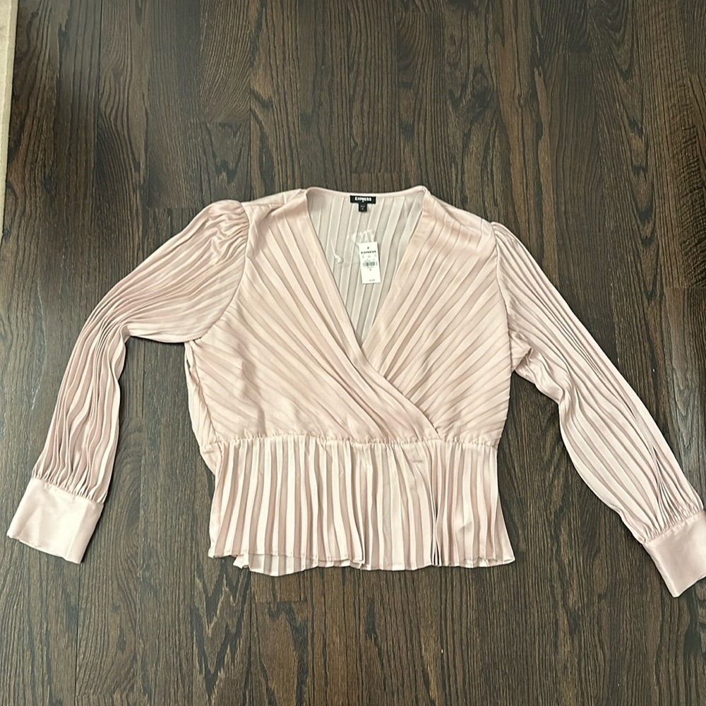 BNWT Pleated Peplum Top